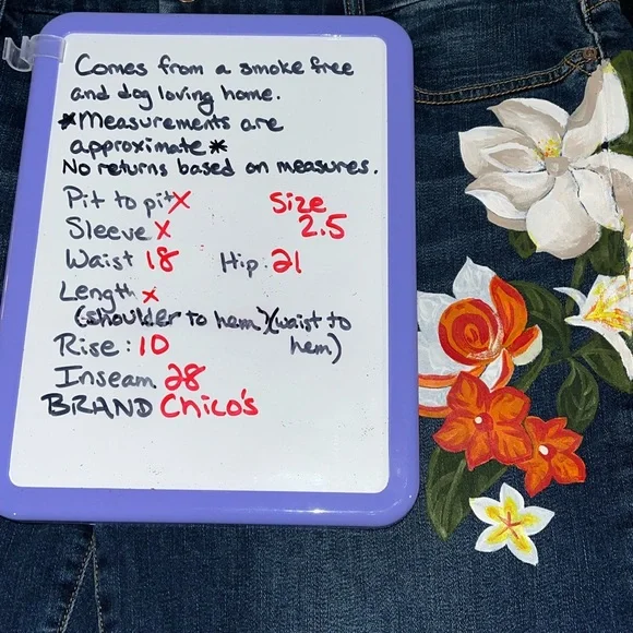 Chico's Navy Floral Embroidered Cropped Jeans - EUC - Picture 4 of 9